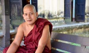 Buddhist Monks in Myanmar: Living in an Economy of Generosity