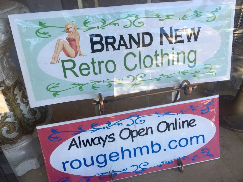 Cute Store in Half Moon Bay 