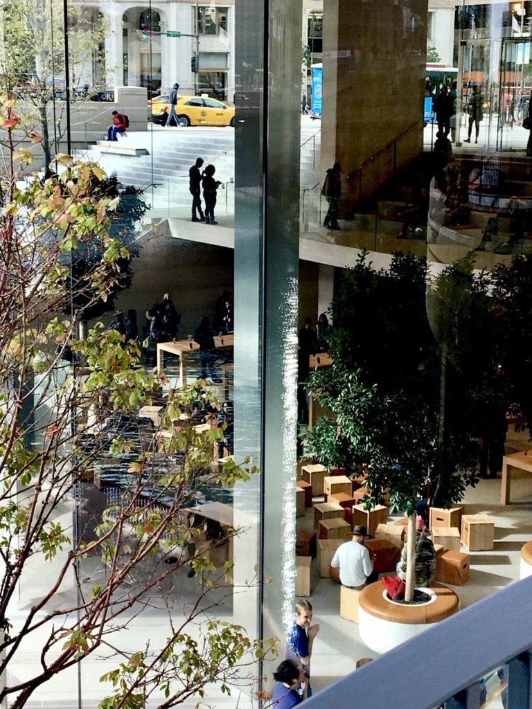 New Apple store in Chicago 