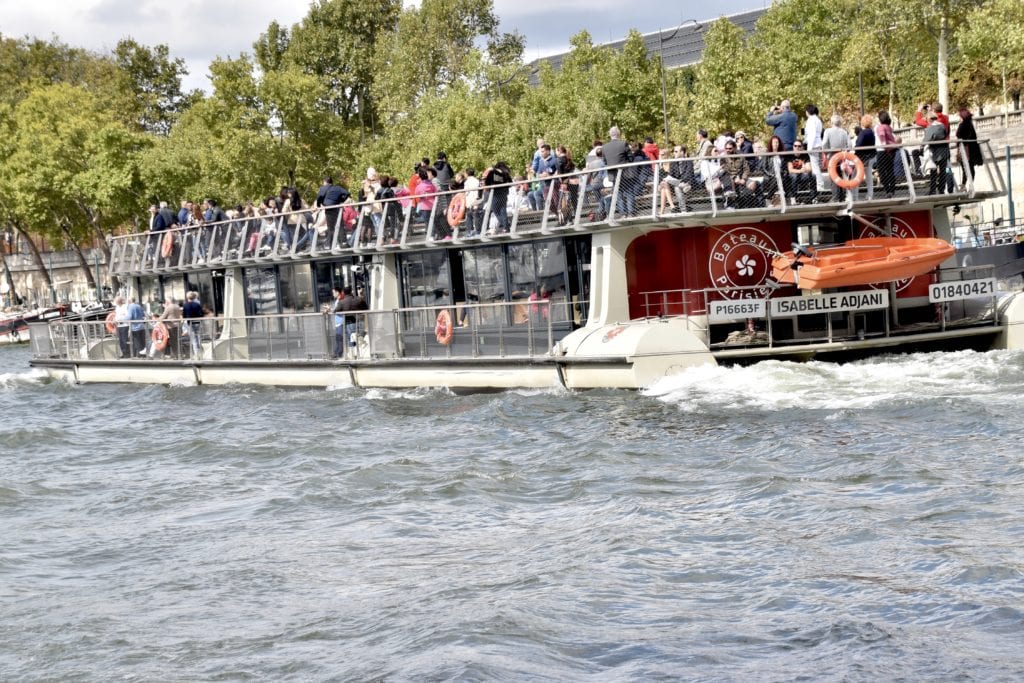 Tour boat on the Seine 