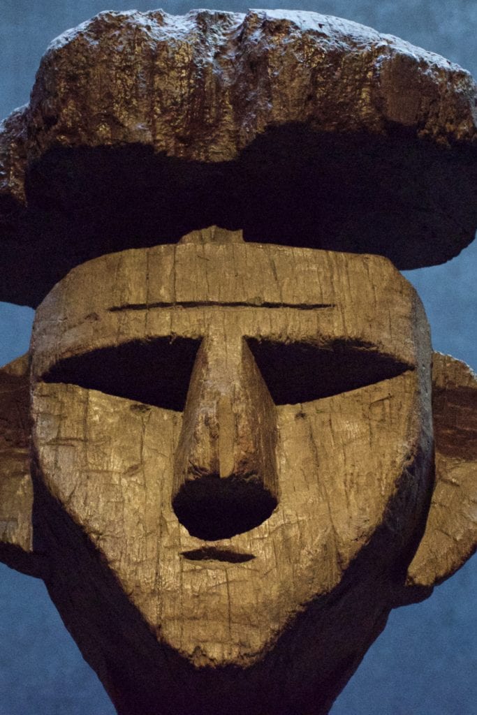 Mapuche figures, Chile 