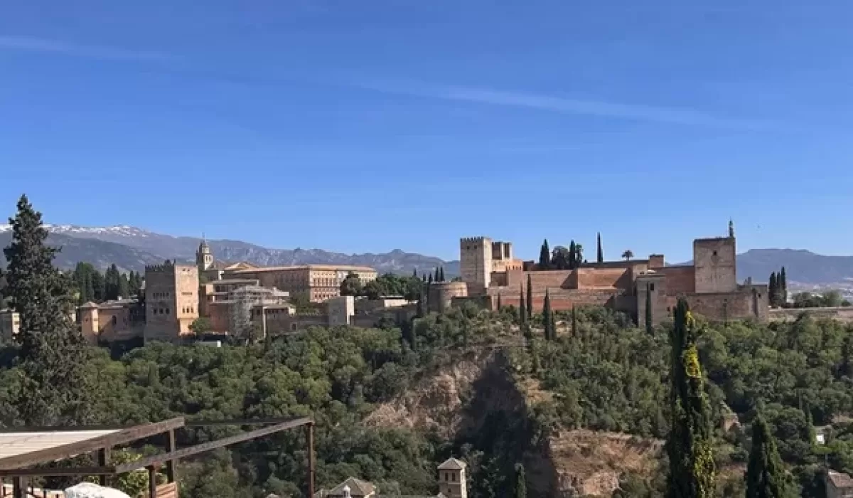 Wonders of the south of Spain: Granada, Cadiz and Seville